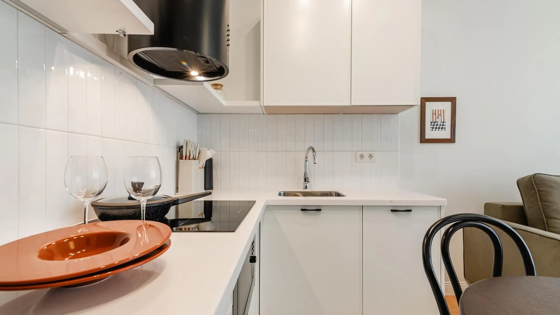 Светлые И Уютные Апартаменты В Центре Алматы Apartment Almaty