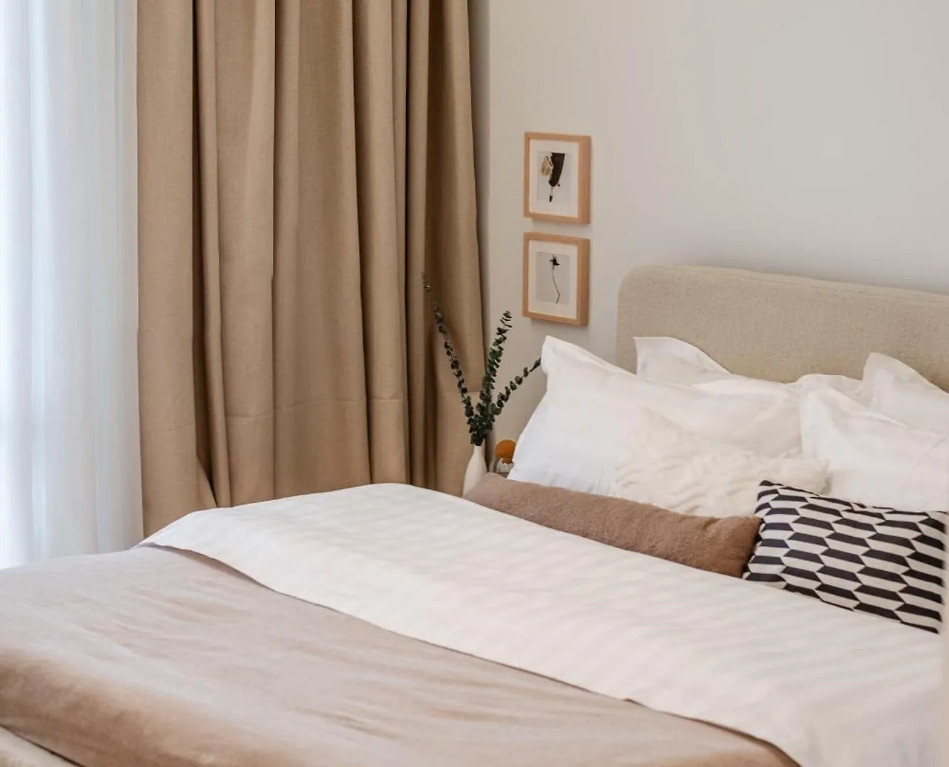 Apartment Светлые И Уютные Апартаменты В Центре Алматы