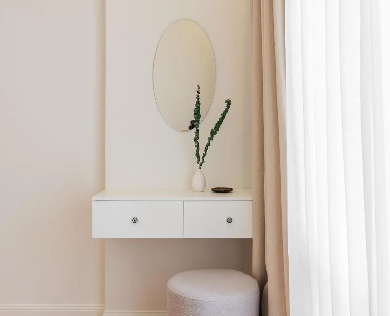 Светлые И Уютные Апартаменты В Центре Алматы Apartment Almaty